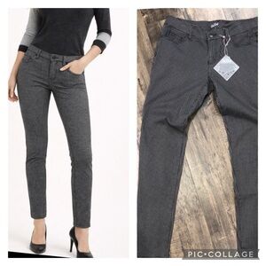 Gray & black houndstooth stretch pants